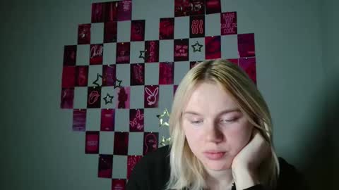 Leyla online show from November 12, 7:17 am