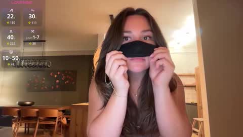 Snapshot of leyla_on_sport chatting on October 2, 3:39 pm Leyla online show from October 2, 3:39 pm