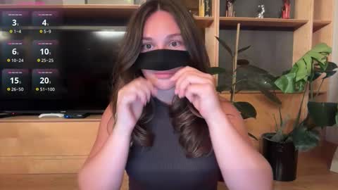 Snapshot of leyla_on_sport chatting on September 22, 7:34 pm Leyla online show from September 22, 7:34 pm