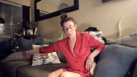 Hornystonerchick online show from December 20, 4:20 am