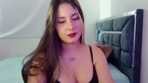 Snapshot of lia_14_ chatting on October 22, 5:29 pm Lia online show from October 22, 5:29 pm