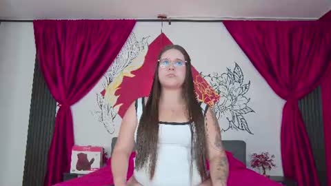 Lia Avalon online show from June 23, 11:41 am