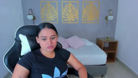 Snapshot of lia_sexx19 chatting on February 25, 2:14 am Lia online show from February 25, 2:14 am
