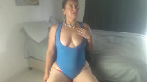 Lia online show from June 3, 7:08 pm