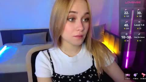 Liana online show from September 18, 2:21 am