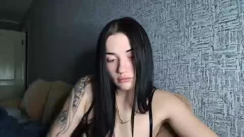 liana_diva online show from February 5, 6:55 pm