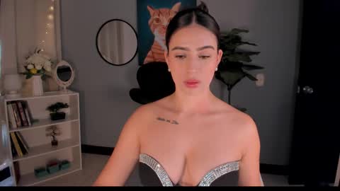 Lia online show from November 21, 1:02 pm