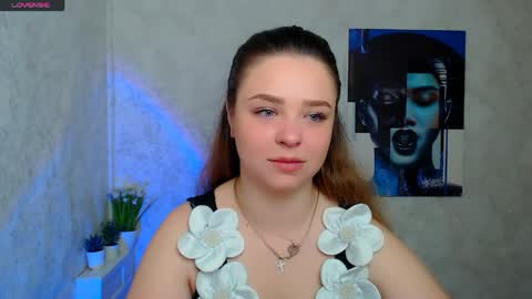 Liara online show from May 12, 6:32 am