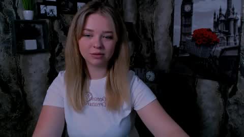 Liara online show from May 26, 7:51 am
