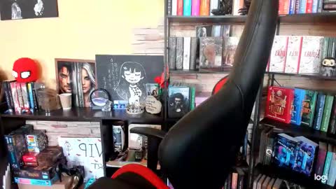 Anna online show from April 5, 9:19 am