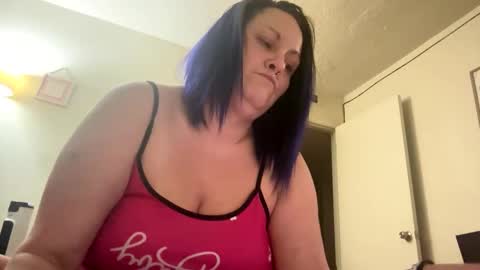 AllieAustyn online show from January 19, 5:48 am