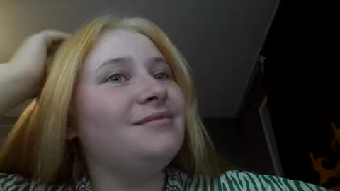 light_lunaa online show from June 26, 4:19 pm