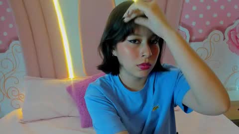 LIILY online show from February 19, 8:41 pm