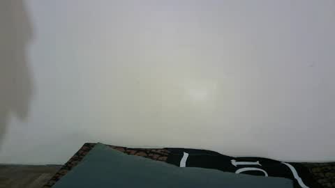 Snapshot of lil_jane21 chatting on September 12, 12:33 am lil_jane21 online show from September 12, 12:33 am