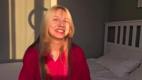 Emma online show from October 22, 9:58 am