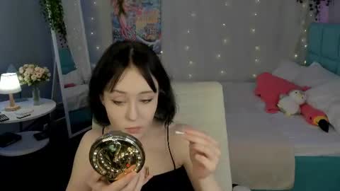Lili online show from June 16, 11:00 am
