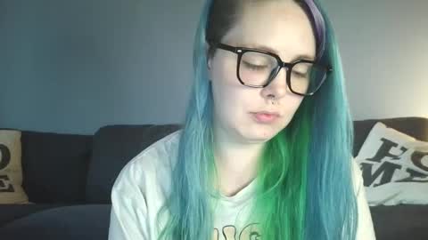 Snapshot of lilemmy1999 chatting on September 11, 11:27 pm emily ryanson online show from September 11, 11:27 pm