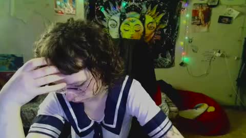 Lil online show from July 15, 12:32 pm