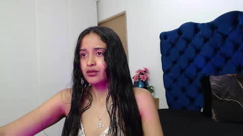 Lili online show from November 7, 3:12 am