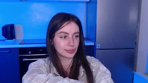 Lilu online show from February 1, 1:26 am