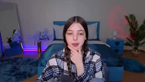 Lili Bakery online show from March 20, 4:39 am