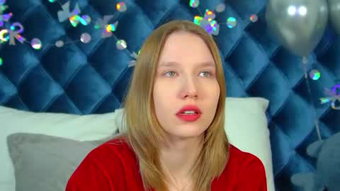 LiliLinn online show from March 16, 6:06 am