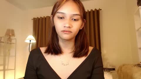 Chloe online show from March 7, 8:13 am