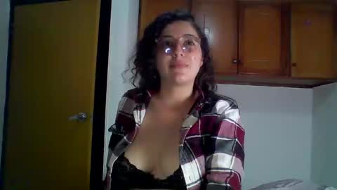 The beloved Lilith online show from December 22, 5:45 am