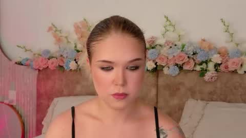 Lilith Bonheur online show from May 4, 1:09 am