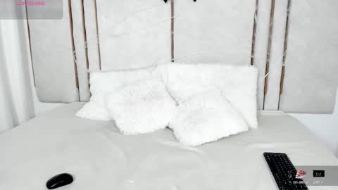 Snapshot of lilith_dry chatting on October 27, 10:33 am lilith_dry online show from October 27, 10:33 am
