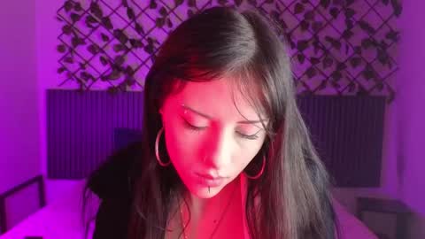 Lilith Patton  online show from January 8, 12:53 pm