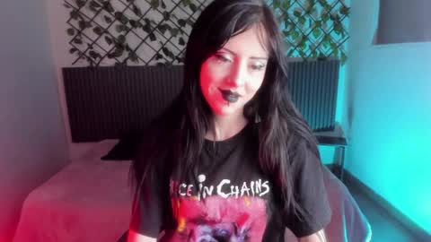 Lilith Patton  online show from April 1, 1:41 pm