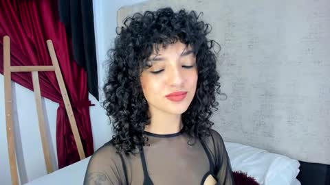 Snapshot of lilithsteinberg chatting on February 2, 7:04 pm jessi 3 online show from February 2, 7:04 pm
