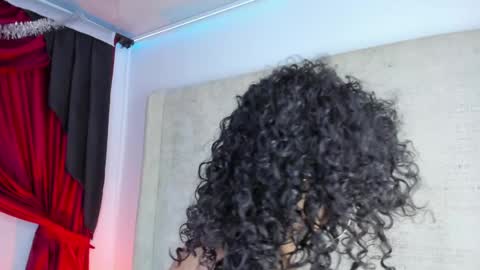 Snapshot of lilithsteinberg chatting on December 20, 6:56 pm jessi 3 online show from December 20, 6:56 pm