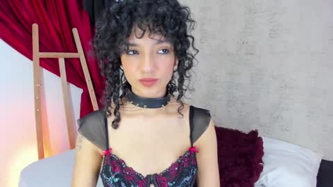 Snapshot of lilithsteinberg chatting on January 24, 6:35 pm jessi 3 online show from January 24, 6:35 pm