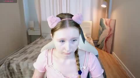  Lili Tiny  GMT2 3-10AM  MonTueWedThuSat online show from June 25, 3:28 am