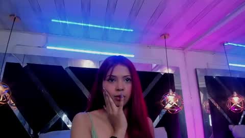 lill_kims online show from May 2, 12:30 pm