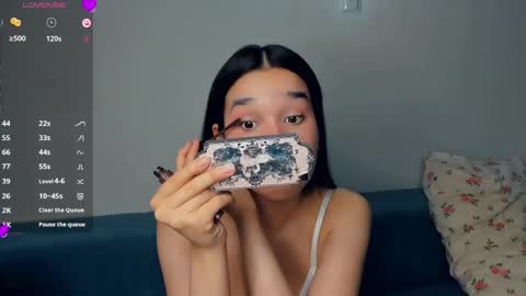 Celina Lillie online show from April 12, 9:39 pm