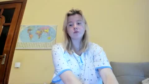 Lilly Depp online show from October 23, 12:55 pm