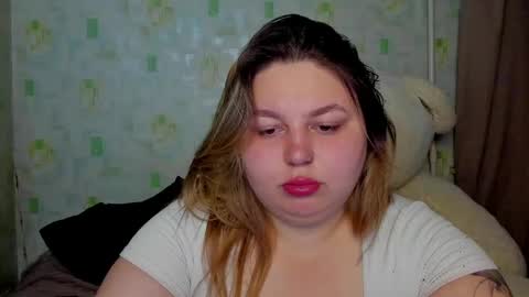 lillyhaigh online show from May 19, 6:59 pm