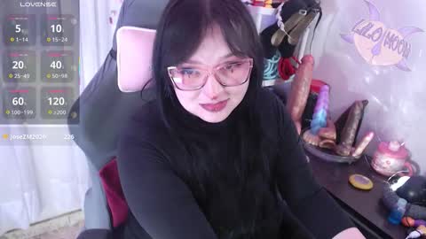 Lilo  online show from October 5, 4:01 pm