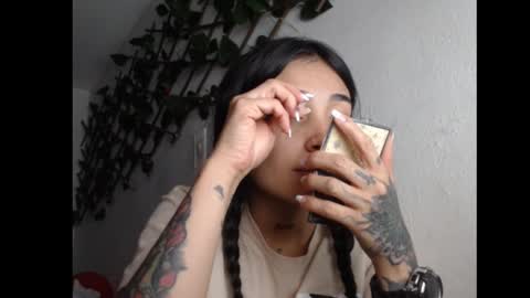 lil palacio online show from March 7, 5:40 am