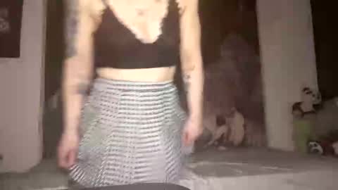 Luna online show from February 28, 11:59 pm