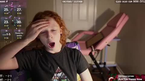 lil or red online show from October 1, 11:31 pm