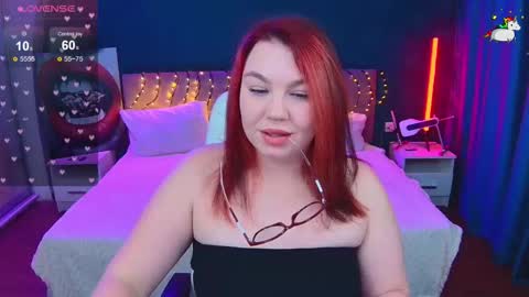 Lilu online show from December 4, 1:24 pm