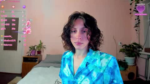 LILY online show from September 28, 2:11 pm