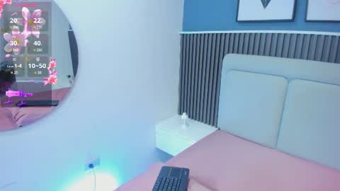  lily  online show from June 10, 3:06 am