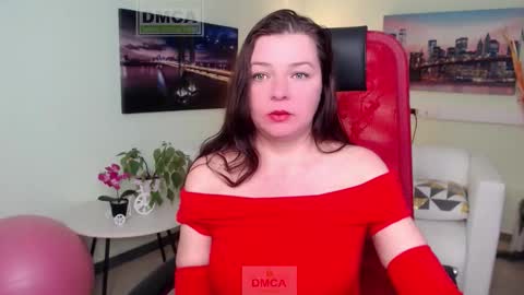 Lily online show from November 27, 6:16 am