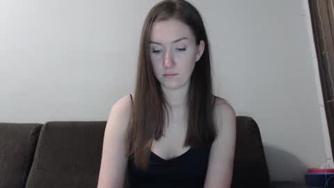 lily_love_x online show from March 23, 11:22 pm