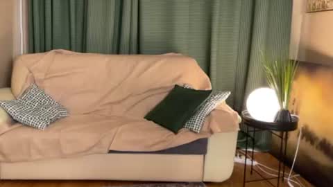 Lily Spark online show from June 11, 2:22 am
